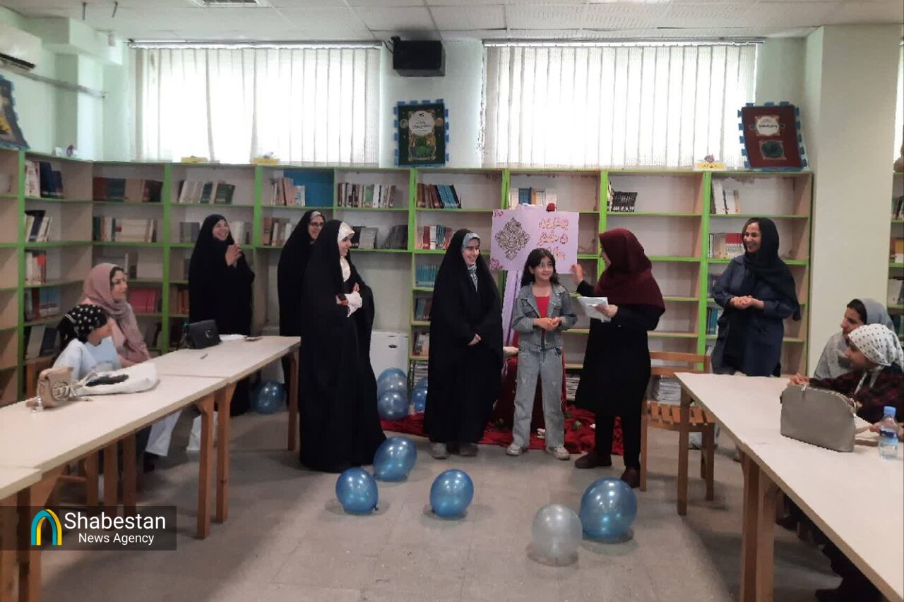 جشن دخترانه در گرگان؛ مادر و کودک زیر سایه مهربانی حضرت معصومه(س)