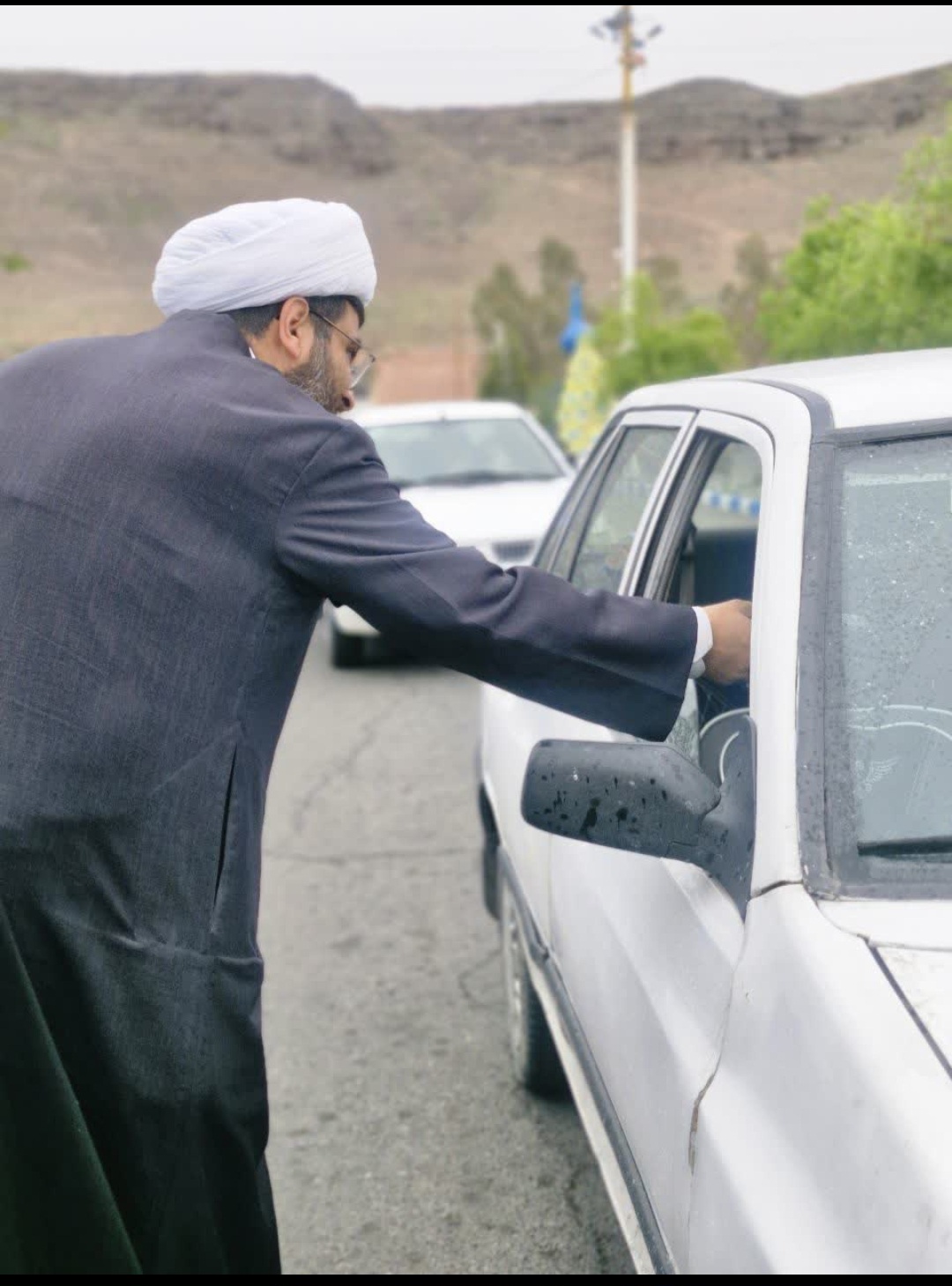تقدیر فعالان مسجد جامع رسول‌الله الله(ص) از دختران و ارتشی ها