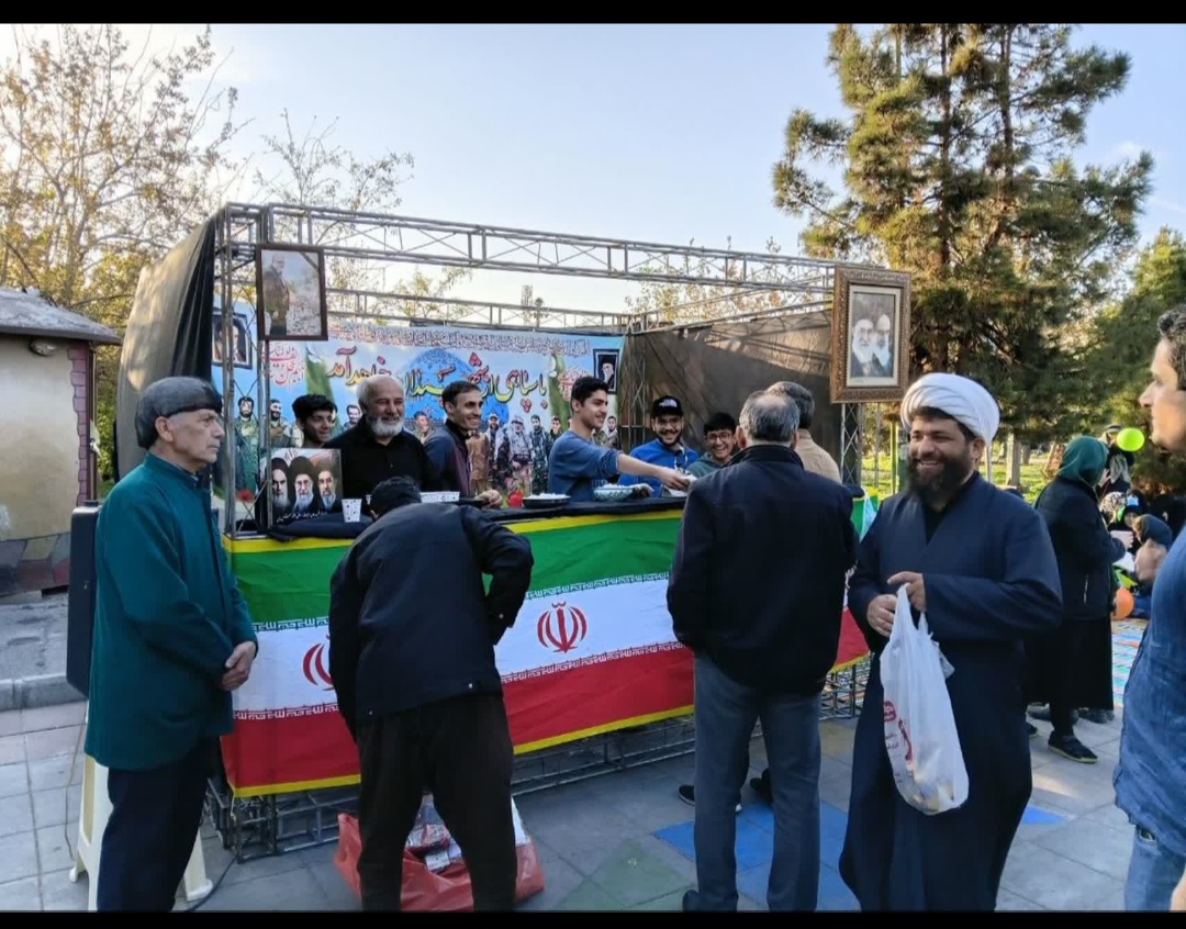 روایتی از ۵۰ شب حضور مردم از مسجد تا خیابان برای نمایش اتحاد و همدلی