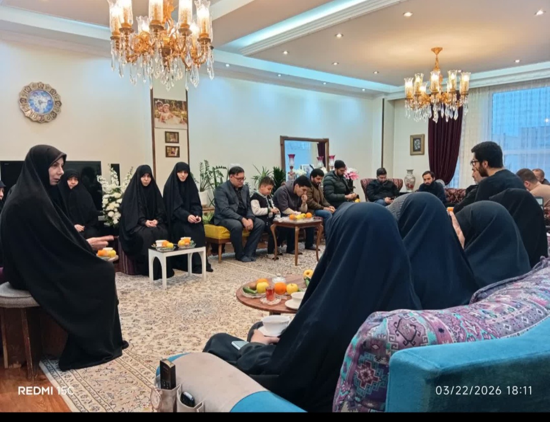 روایتی از ۵۰ شب حضور مردم از مسجد تا خیابان برای نمایش اتحاد و همدلی