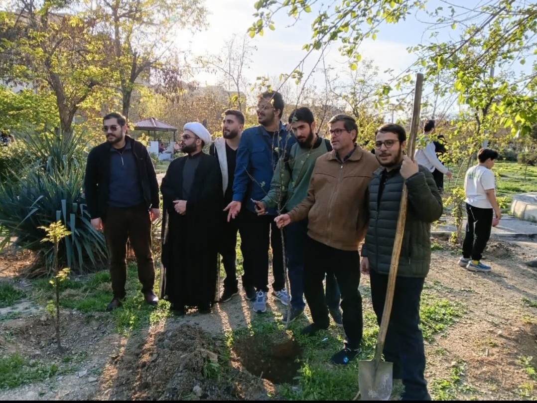 روایتی از ۵۰ شب حضور مردم از مسجد تا خیابان برای نمایش اتحاد و همدلی