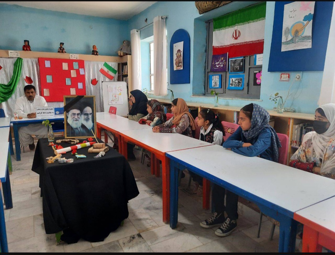 تجلیل و تکریم مدیران خواهر کانونهای مساجد شهرستان مرزی میرجاوه