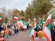 اجرای گروه سرود «ریحانه‌ها» کانون بقیه‌الله در اجتماع «دختر ایران»