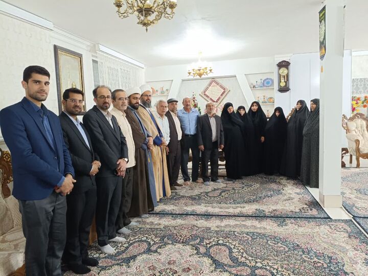 دیدار فعالان کانون فرهنگی هنری خاتم الانبیاء بیرجند با خانواده شهید یوسفی