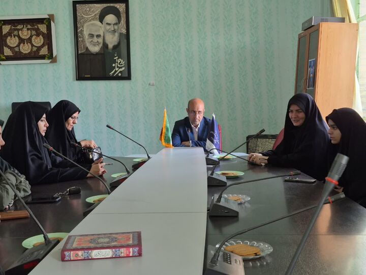 برگزاری نشست رئیس اداره فرهنگ و ارشاد کهگیلویه با بانوان فعال فرهنگی و موکب‌داران