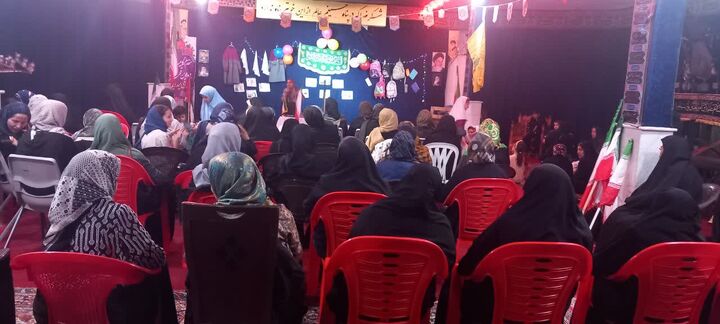 جشن روز دختر در حسینیه مسجدالنبی(ص) اراک با حضور دختران کانون ضحی برگزار شد
