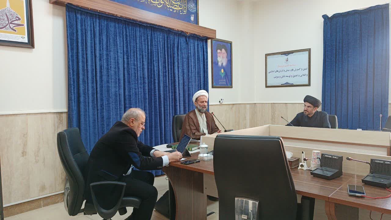 حضور مردم، قفل «سواری رایگان» دشمن را در ایران شکست