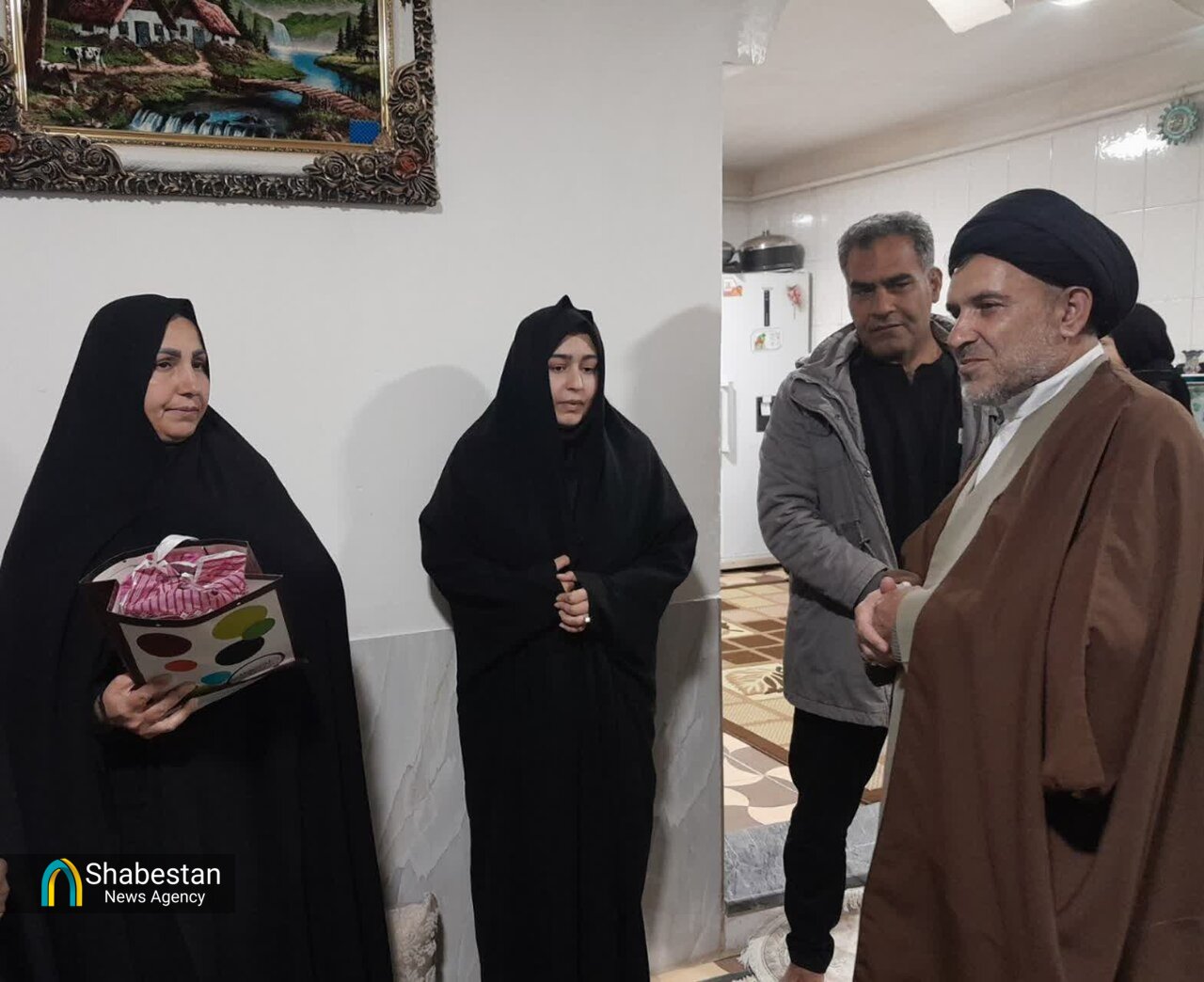 تجلیل از صلابت دختران شهدای جنگ رمضان در آیین روز دختر
