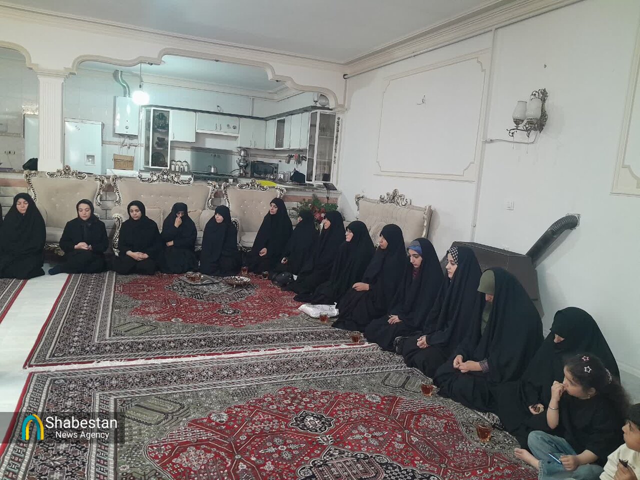 تجلیل از صلابت دختران شهدای جنگ رمضان در آیین روز دختر