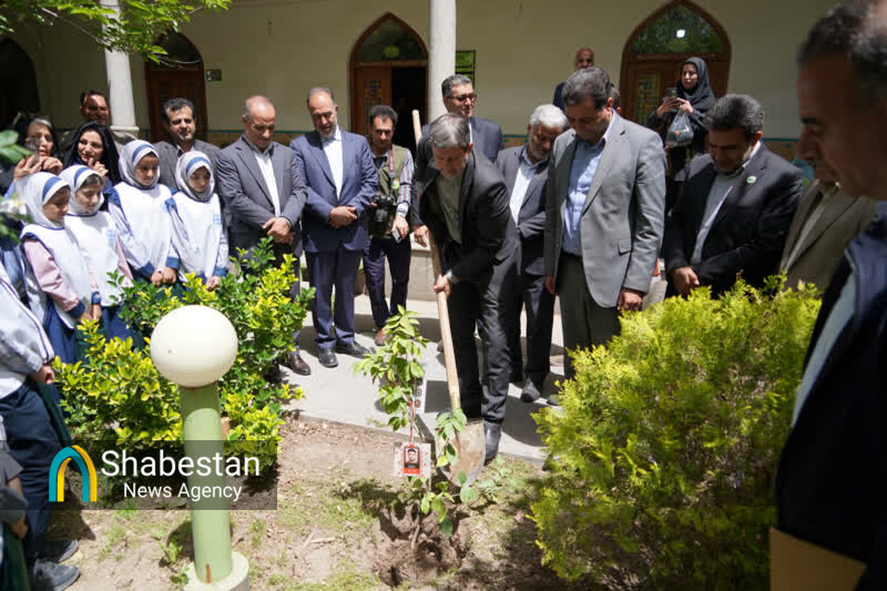 تجلی انسجام اصفهانیها در پویش «کاشت نهال امید»