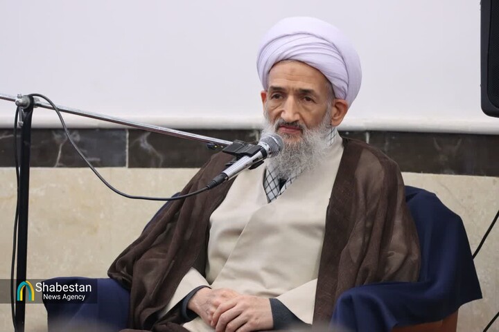 ملت امام حسین (ع) ذلت نمی پذیرد