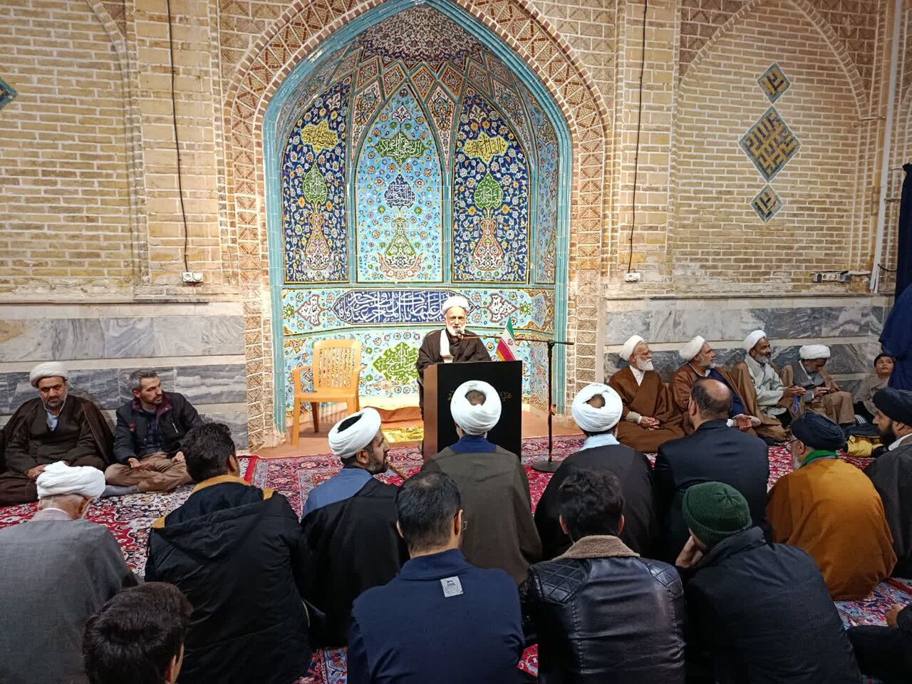 دفاع از نظام و رهبری در شرایط کنونی «واجب عینی» است