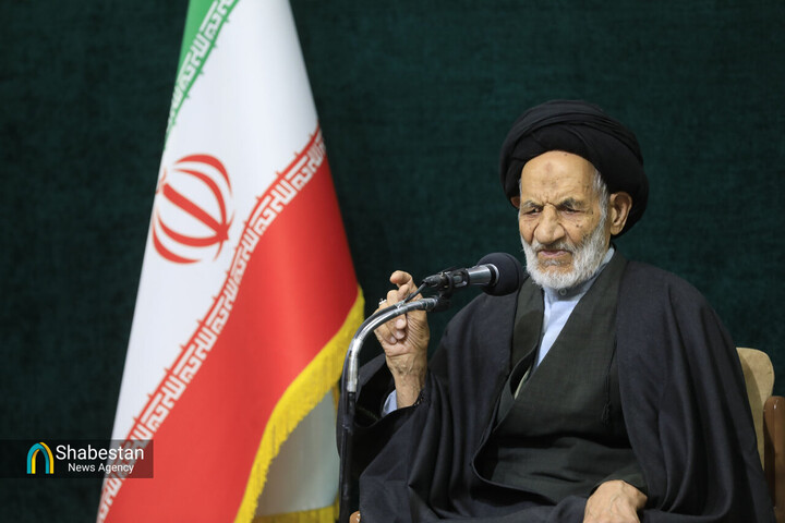 بیداری جهانی علیه کفر؛ دنیا از ستمگران بین‌المللی متنفر شده است