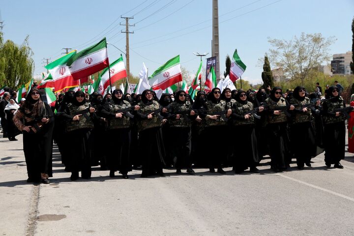 دختران ارومیه‌ای جانفدای ایران