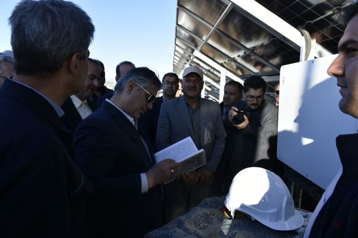 افتتاح نیروگاه خورشیدی ۲۰۰ کیلوواتی کشاورزی در اراک با استفاده از تسهیلات بانکی