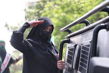 رژه اقتدار بانوان نقش‌آفرین در مشهدالرضا(ع)