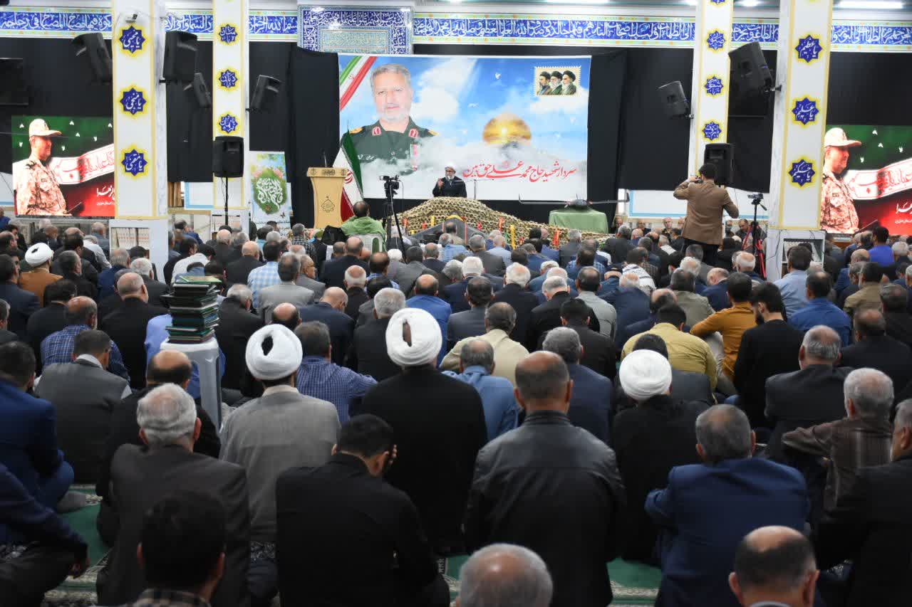 شهید حق بین فرماندهی مدبر و محبوب بود