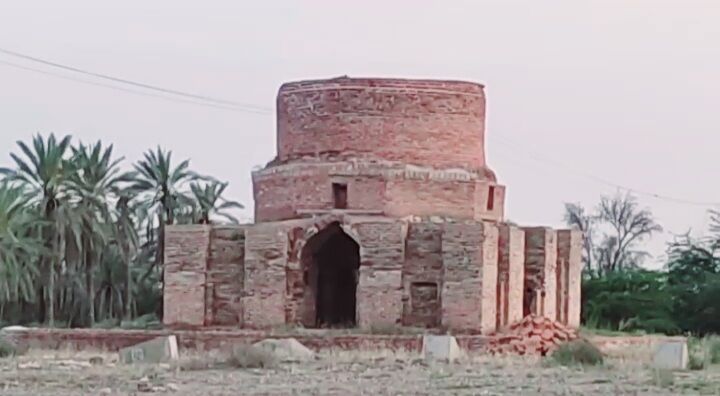 گنبد سرخ؛ شاهکاری ارغوانی از معماری میانه اسلامی در بخش شمیل بندرعباس