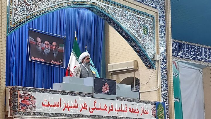 مشارکت مستمر مردم در رخدادهای ملی و مذهبی نمونه‌های بارز مردم‌سالاری در ایران است