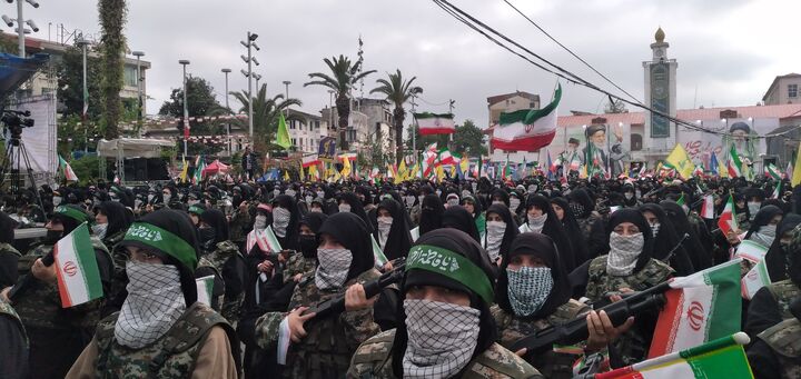 رژه اقتدار بانوان جان فدا گیلانی در رشت