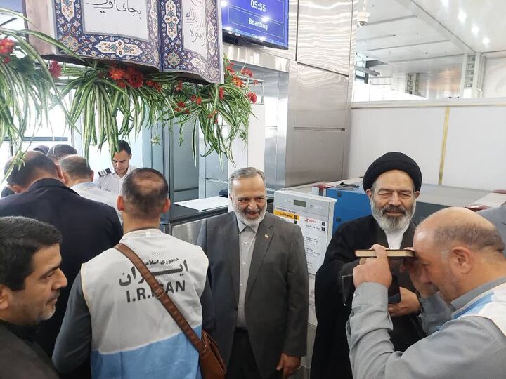 اولین گروه حج تمتع ۱۴۰۵ عازم عربستان شد