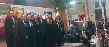 اجرای زیبای گروه سرود دختران انقلاب در شب‌های اقتدار