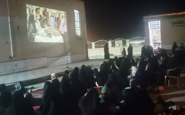 «خانه پنجم» در آینه نگاه دختران نی‌ریزی؛ پیوند هنر و معنویت در مسجد