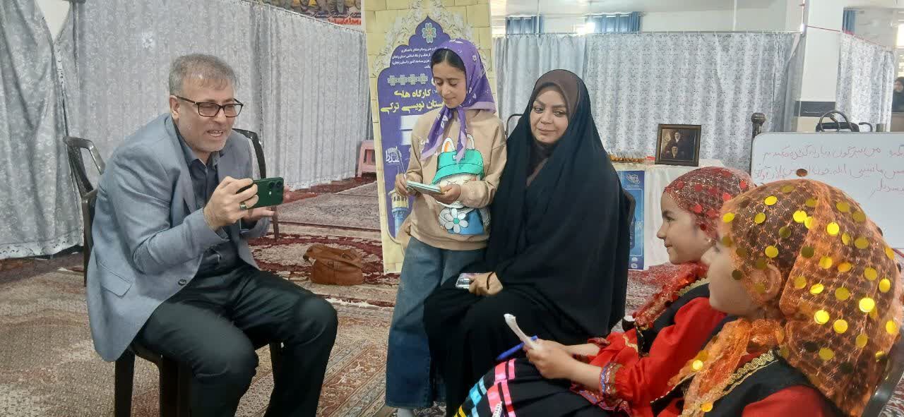 دومین کارگاه داستان نویسی ترکی در کانون ولایت روستای پیرسقا برگزار شد