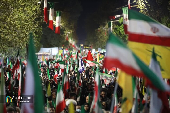 تجمعات خیابانی بار دیگر نقش تعیین‌کننده مسجد در بحران‌ها را نشان داد