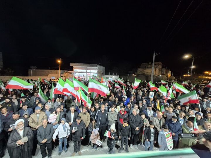 شکوه اتحاد و همدلی مردم شهرهای لاهرود و آلنی در سنگر انقلاب