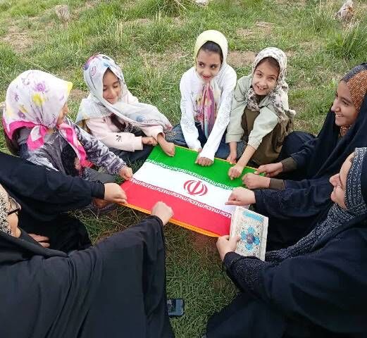 طبیعت سرسبز بهاری «مِشکان»؛ میعادگاه کانون «یاوران امام مهدی(عج)» با قرآن و مقاومت