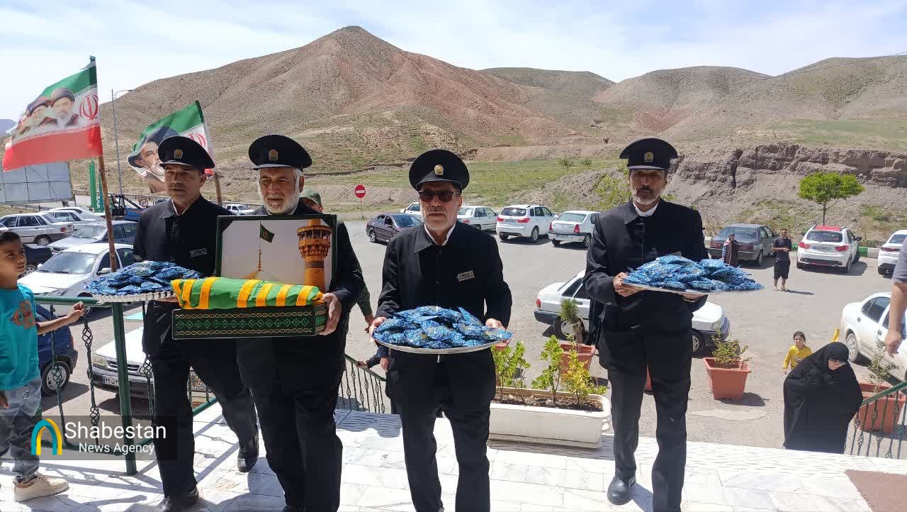 اجتماع دختران جانفدا در آستان امامزاده علوی(ع)