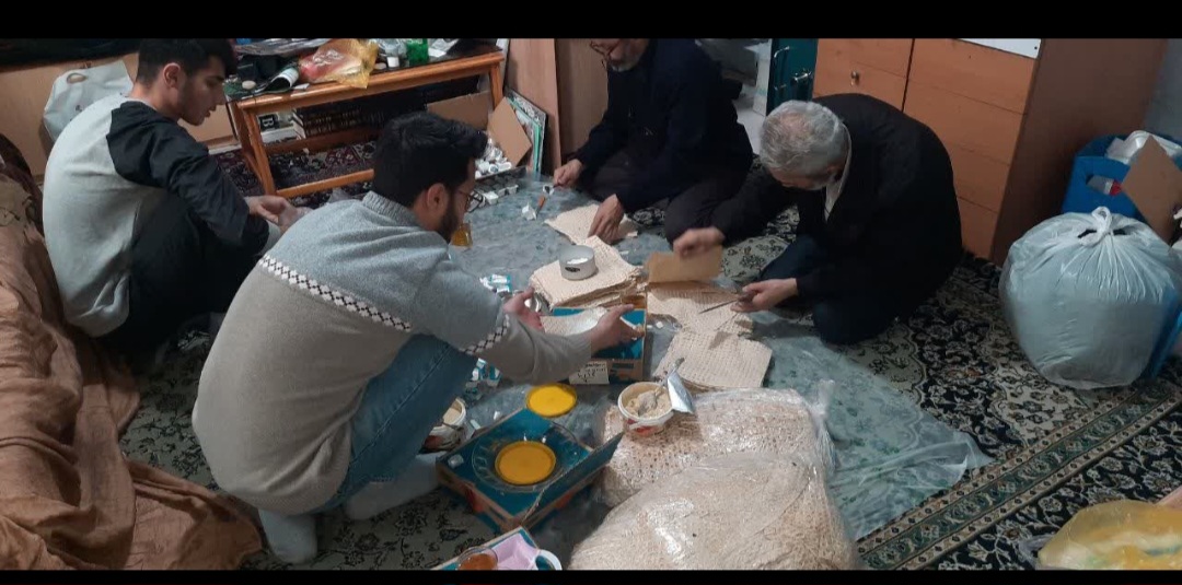 حال و هوای دهه کرامت در تجمعات شبانه؛ از همبستگی ملی تا خدمت و همدلی با میدان داری بچه های مسجد