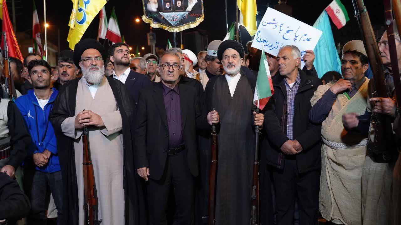 دولتمردان برنو به‌دست دوشادوش مردم در میعادگاه جمهوری اسلامی