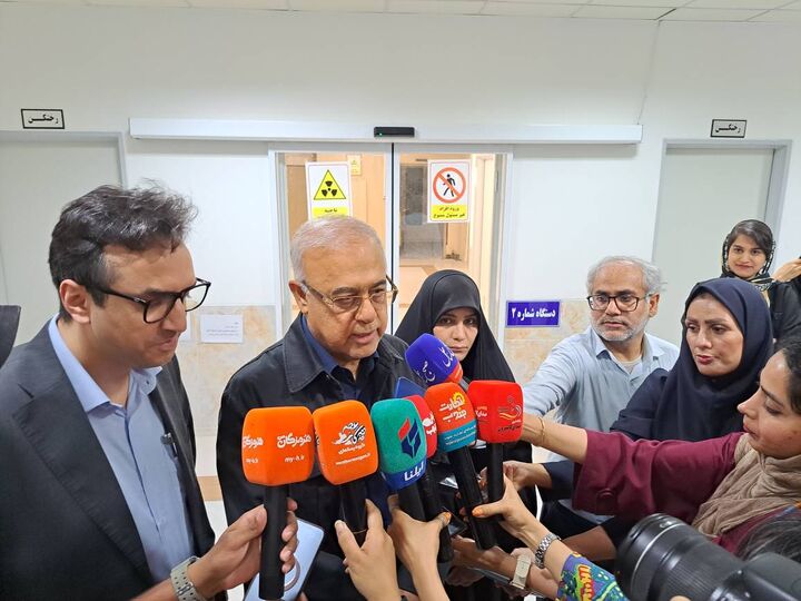 آیین راه‌اندازی دستگاه شتاب‌دهنده خطی پزشکی در بندرعباس؛ گامی بزرگ در تکمیل زنجیره درمان بیماران سرطانی هرمزگان