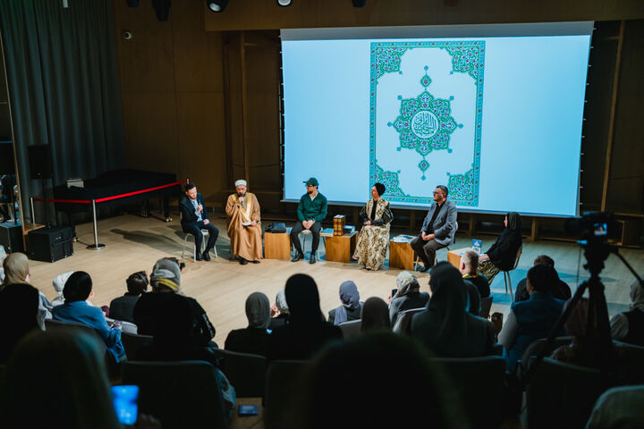 رونمایی از اولین قرآن دست‌نویس در تاریخ مدرن روسیه، در کازان