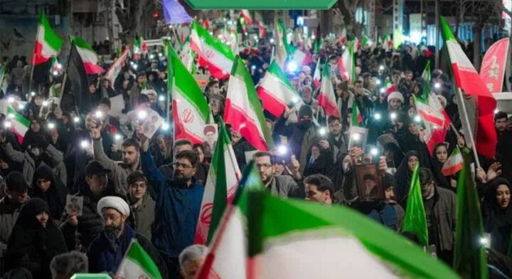 حال و هوای دهه کرامت در تجمعات شبانه؛ از همبستگی ملی تا خدمت و همدلی با میدان‌داری بچه‌های مسجد