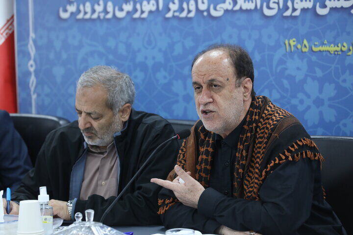 حاجی‌بابایی: نظام رتبه‌بندی معلمان با اختصاص ۵۰ همت اجرا شده است