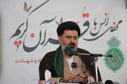 ایستادگی در برابر طاغوت، پیام قرآن است