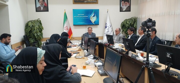 برگزاری مراسم گرامیداشت هفته معلم در میدان اجتماعات بیرجند