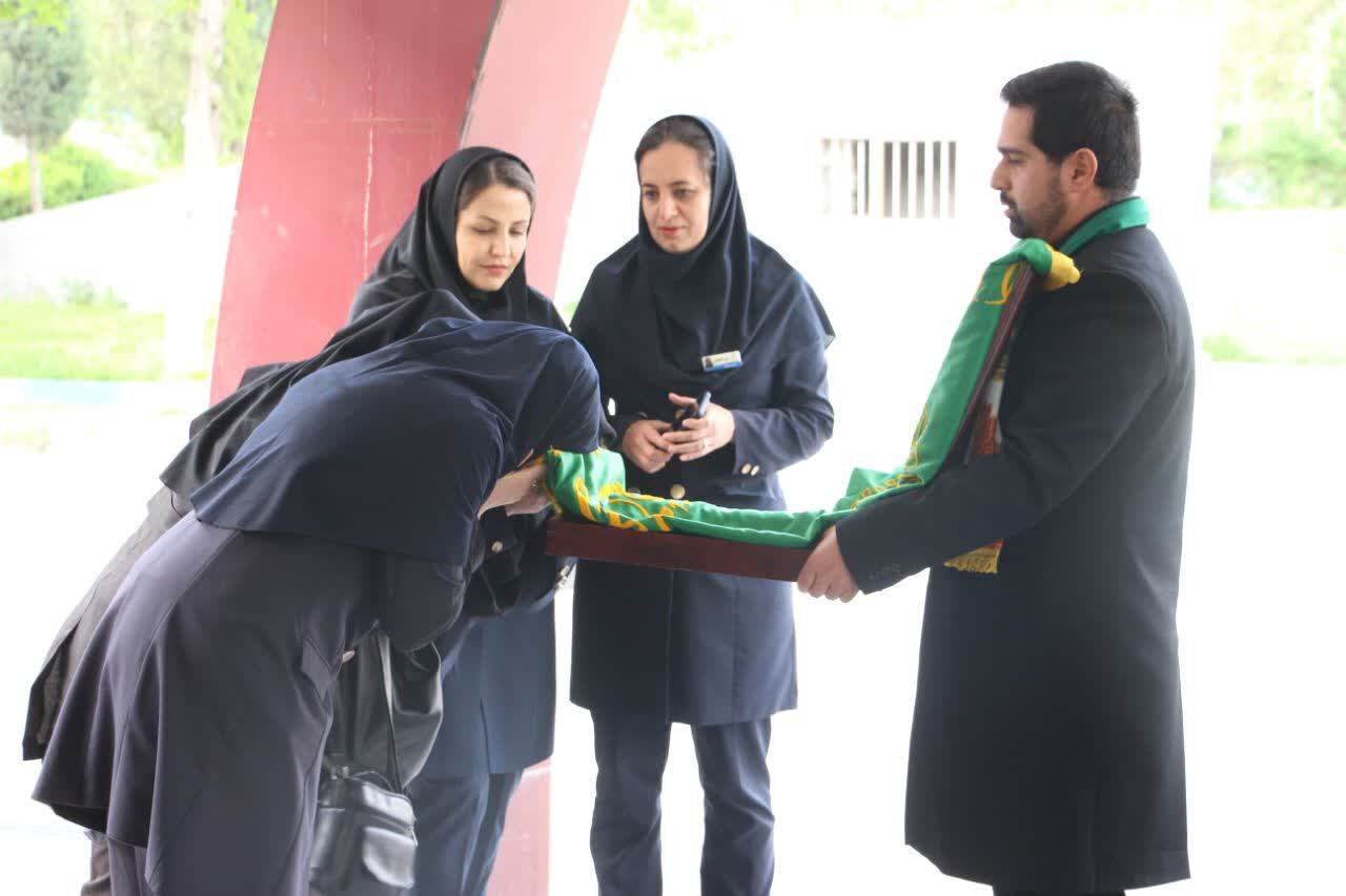 کرمانشاه در دهه کرامت غرق در عطر رضوی شد؛ از آزادی زندانیان تا لبخند نوزادان