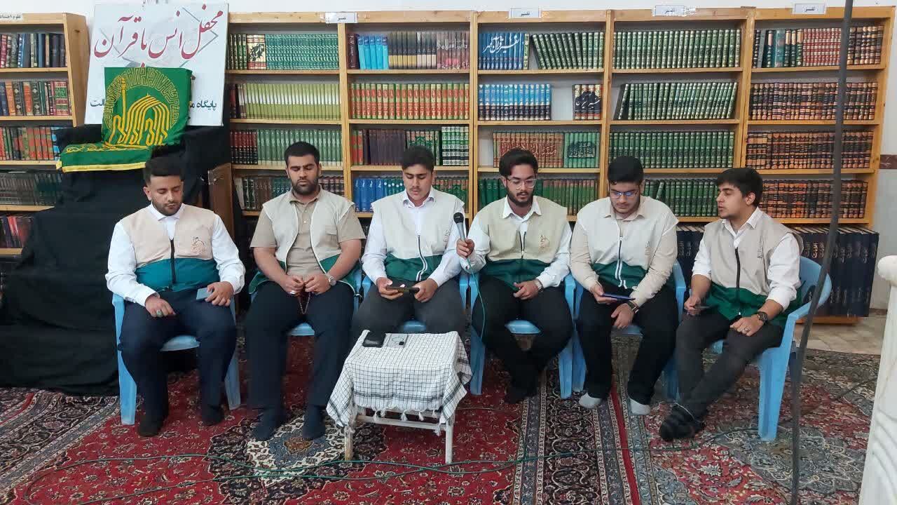 عطر رضوی در مسجد نورالمهدی(عج) شهرک رسالت پیچید؛ تجلیل از معلم نمونه در شبهای دهه کرامت