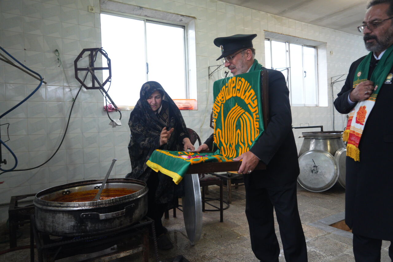«نذرِ سایه خورشید» بر شانه مقاومت گلوگاه