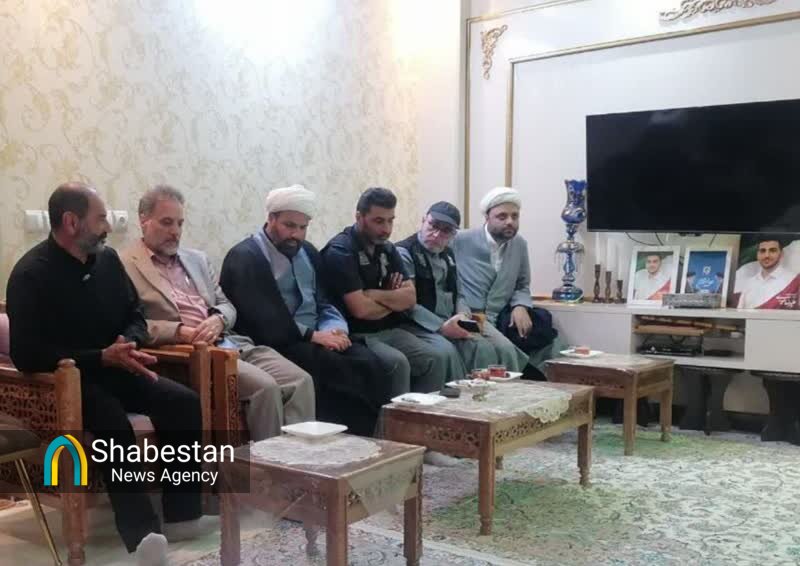 تقویت روحیه مقاومت و ایستادگی در ارتباط معنوی با شهدا