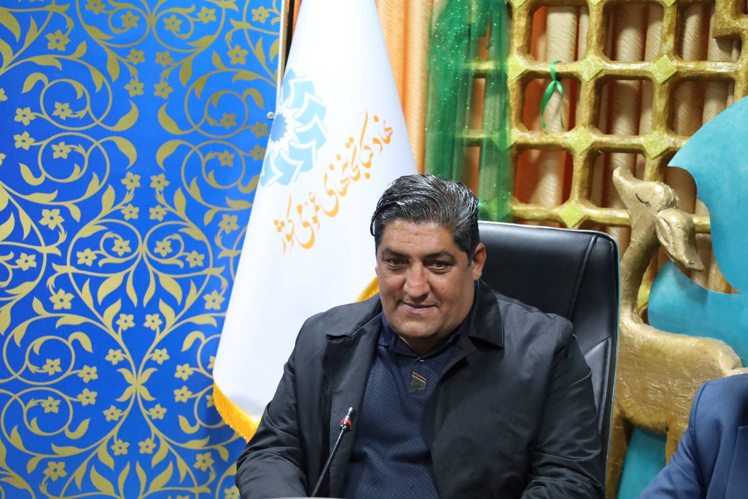 ​​​​شخصیت بزرگوار امام رضا در شعر و ادبیات اقوام مختلف تأثیرگذار بوده است