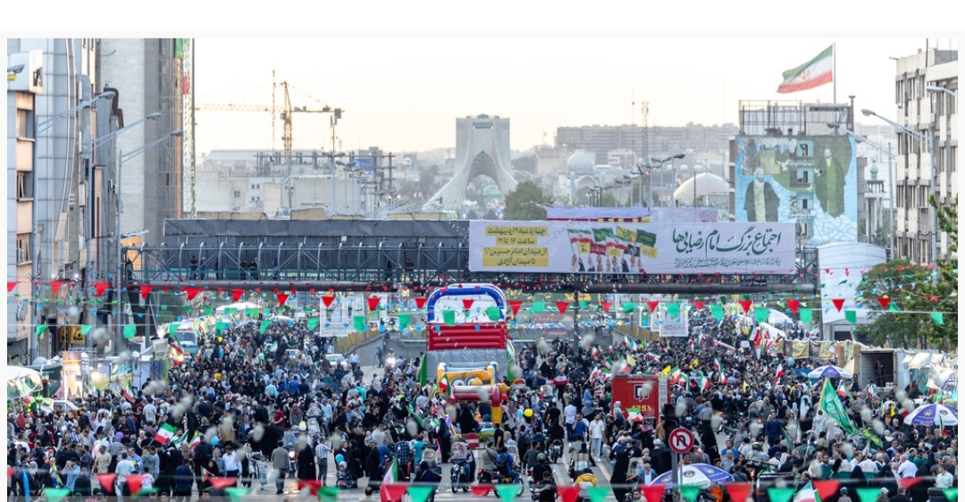 ایران امام رضا از امام حسین(ع) تا آزادی؛ وقتی «بچه‌مسجدی‌ها» شهر را به میهمانی امام رضا(ع) بردند