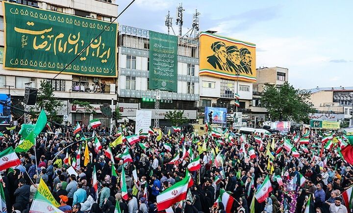 وقتی بچه‌های مسجد شهر را به میهمانی ولادت امام رضا(ع) بردند