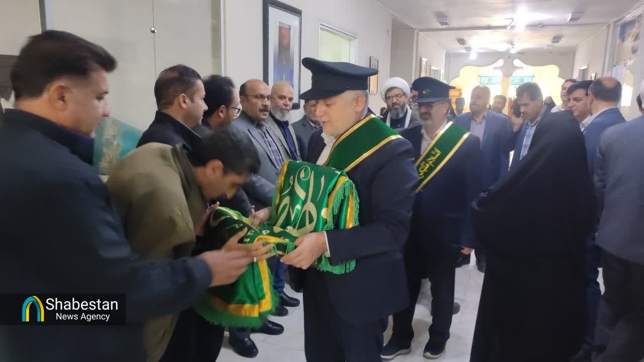 دیدار خادمان حرم رضوی با خانواده معظم شهدا و ایثارگران شهرستان الیگودرز