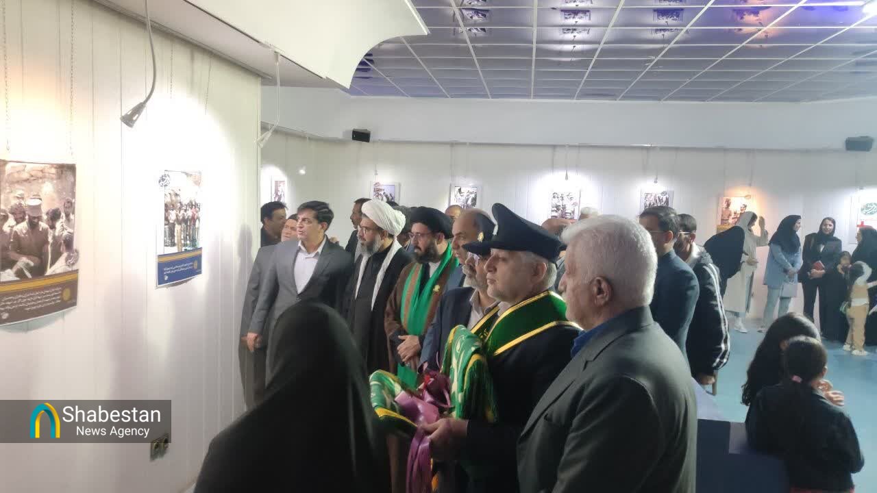 دیدار خادمان حرم رضوی با خانواده معظم شهدا و ایثارگران شهرستان الیگودرز