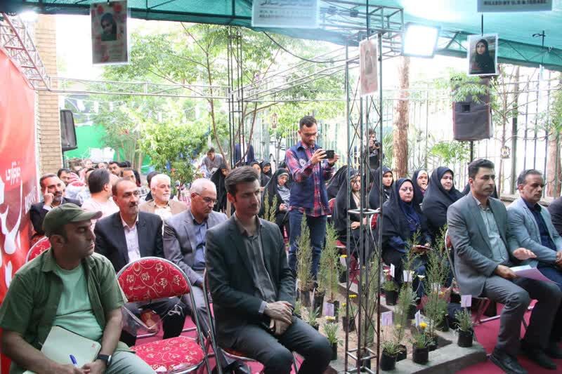 برگزاری ۱۰۰ برنامه شاخص هفته معلم در استان سمنان